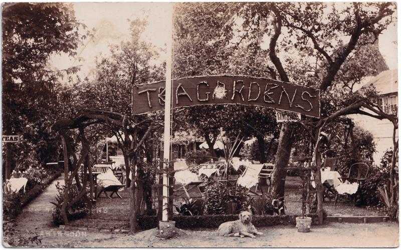 The front of an old postcard. The postcard is of Abingdon: The Bridge